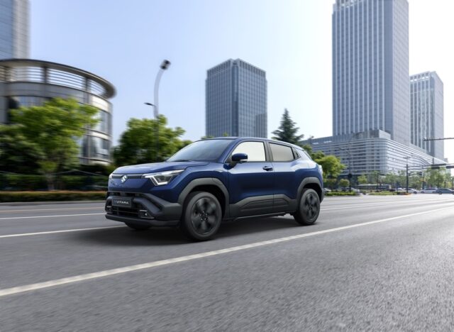 Il s'appelle Suzuki e VITARA et c'est le premier modèle