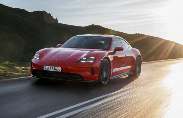 Trois nouvelles versions de la gamme Porsche Taycan : lancement