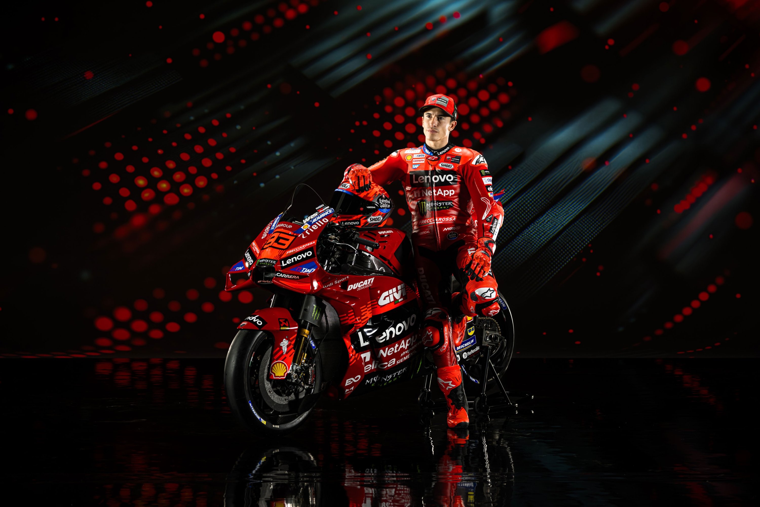 marc marquez avec ducati desmosedici gp25 motogp 2025
