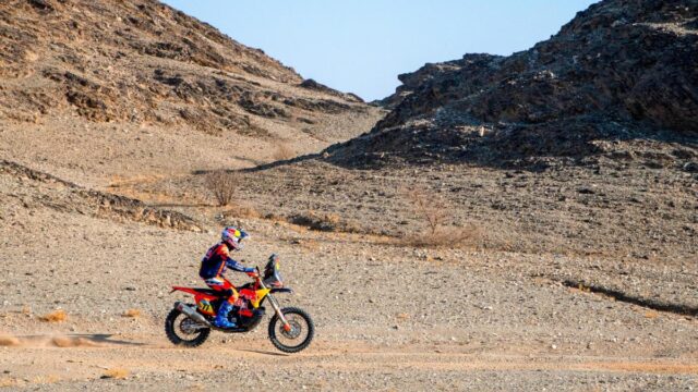 Dakar 2025 moto, étape 9 : Benavides remporte à nouveau,