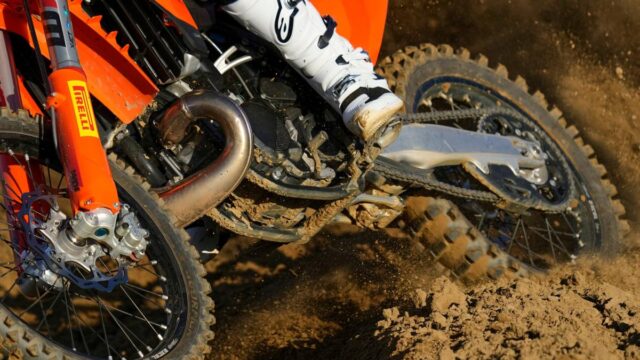 Pirelli Scorpion MX32 Mid Soft: caractéristiques des nouveaux pneus de