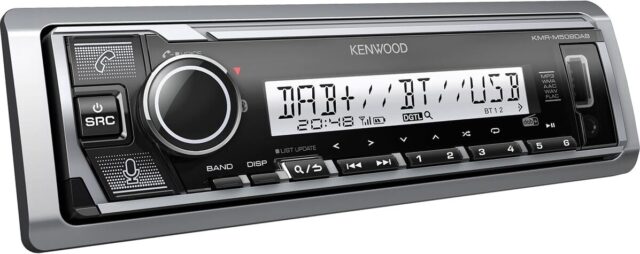 featured-test-de-lautoradio-kenwood-kmr-m508dab-compatibilite-marine-et-bluetooth.jpg Test de l'autoradio Kenwood KMR-M508DAB : compatibilité Marine et Bluetooth
